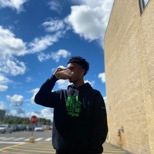 Meet your Posher, Hubert